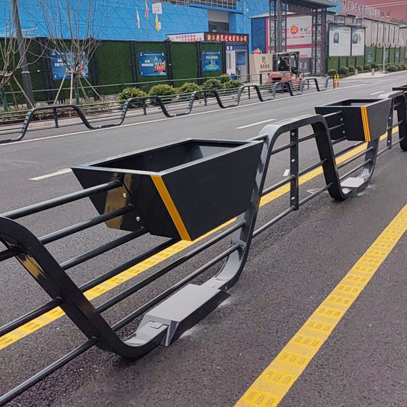 Garde-corps pour bac à fleurs en alliage d'aluminium