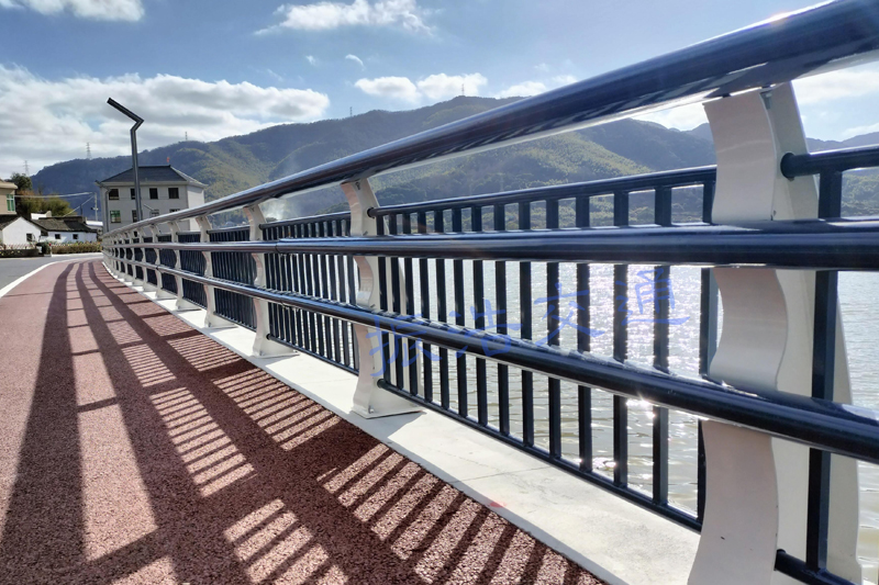 Garde-corps de pont